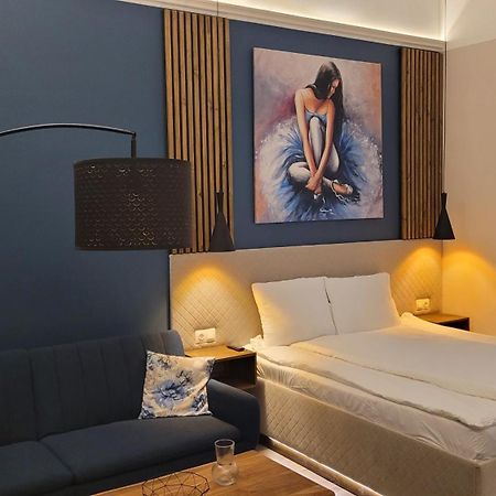 Glamour Apartman ギュラ エクステリア 写真