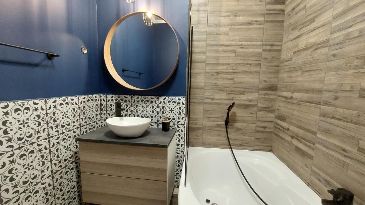 Glamour Apartman ギュラ エクステリア 写真